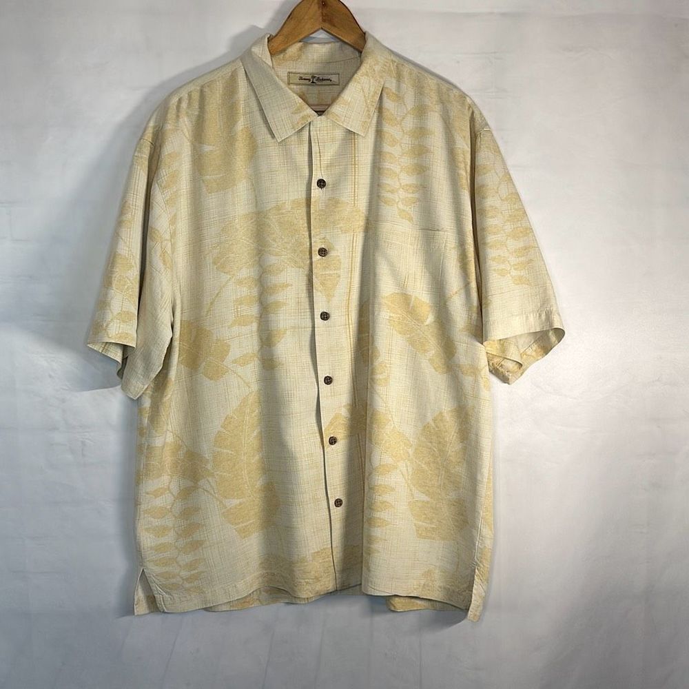Tommy Bahama Mens Silk Short Sleeve Button Down Shirt size L Large